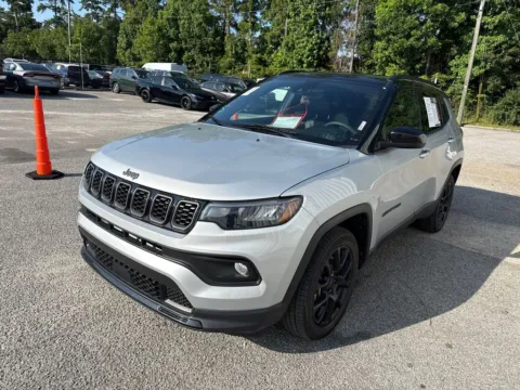 More photos of 2024 Jeep Compass Latitude at Automaxx of the Carolinas, SC