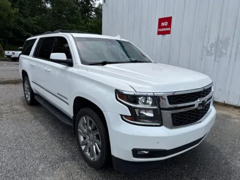 White 2018 Chevrolet Suburban LT for sale in Summerville, SC