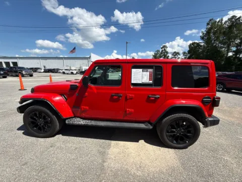 More photos of 2025 Jeep Wrangler Sahara 4xe at Automaxx of the Carolinas, SC