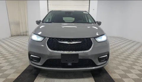 Another view of 2022 Chrysler Pacifica Hybrid Touring L for sale in Summerville, SC at Automaxx of the Carolinas
