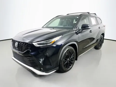 Another view of 2024 Toyota Highlander XSE for sale in Summerville, SC at Automaxx of the Carolinas