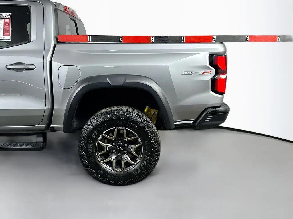 2024 Chevrolet Colorado ZR2 - Photo 39
