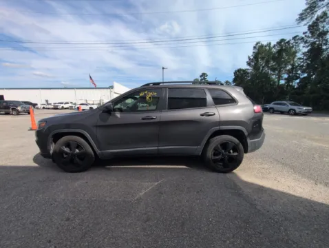 More photos of 2021 Jeep Cherokee Latitude Plus at Automaxx of the Carolinas, SC