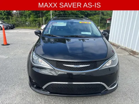Another view of 2018 Chrysler Pacifica Touring L for sale in Summerville, SC at Automaxx of the Carolinas