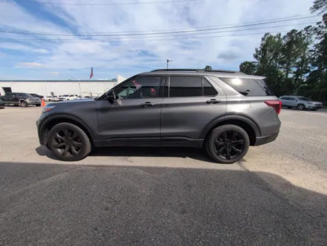 More photos of 2021 Ford Explorer ST at Automaxx of the Carolinas, SC