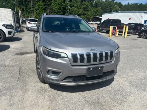 Silver 2019 Jeep Cherokee Limited for sale in Summerville, SC