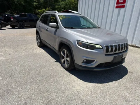 Silver 2019 Jeep Cherokee Limited for sale in Summerville, SC
