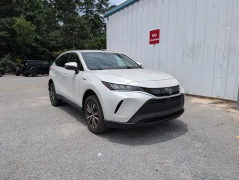 White 2021 Toyota Venza LE for sale in Summerville, SC
