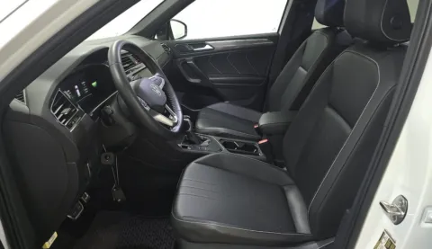 More photos of 2023 Volkswagen Tiguan 2.0T SE R-Line Black at Automaxx of the Carolinas, SC
