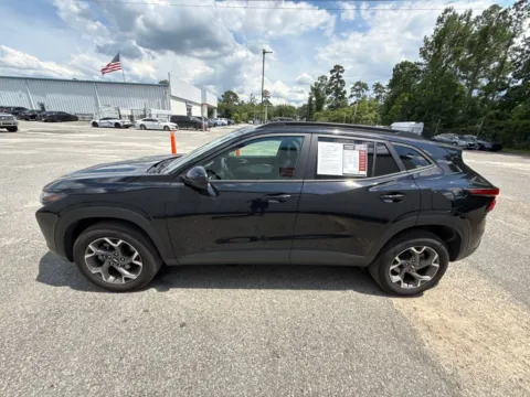 More photos of 2025 Chevrolet Trax LT at Automaxx of the Carolinas, SC