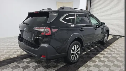 More photos of 2023 Subaru Outback Premium at Automaxx of the Carolinas, SC