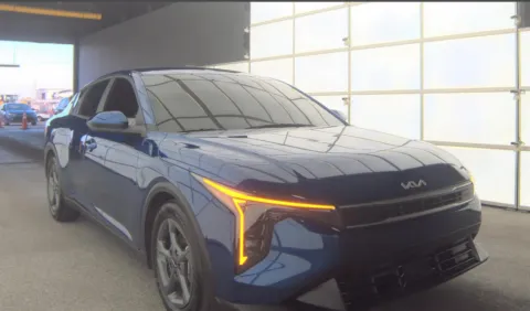 More photos of 2025 Kia K4 LXS at Automaxx of the Carolinas, SC