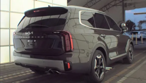 More photos of 2024 Kia Telluride S at Automaxx of the Carolinas, SC