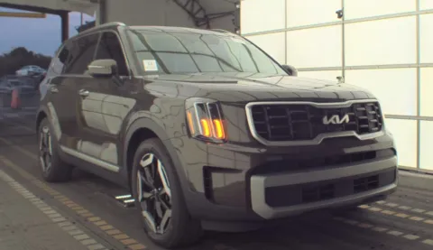 More photos of 2024 Kia Telluride S at Automaxx of the Carolinas, SC