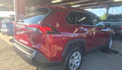 More photos of 2021 Toyota RAV4 LE at Automaxx of the Carolinas, SC