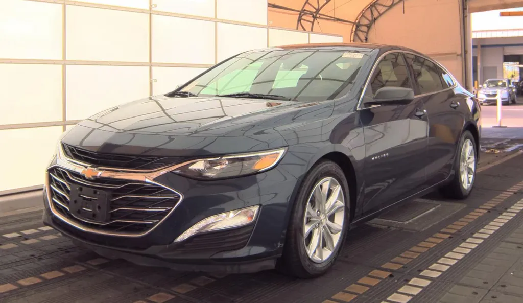 Blue 2021 Chevrolet Malibu LT for sale in Summerville, SC