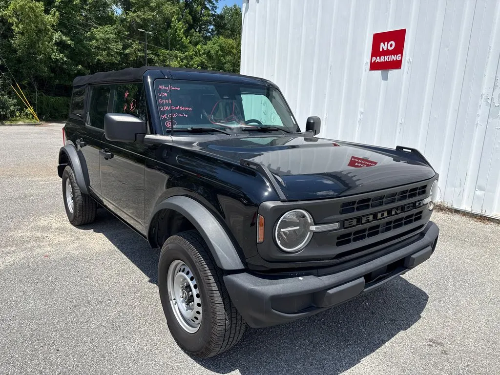 2021 Ford Bronco Base 4x4's photo