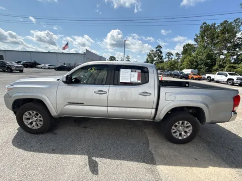 More photos of 2016 Toyota Tacoma SR5 at Automaxx of the Carolinas, SC