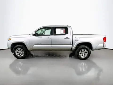 More photos of 2016 Toyota Tacoma SR5 at Automaxx of the Carolinas, SC