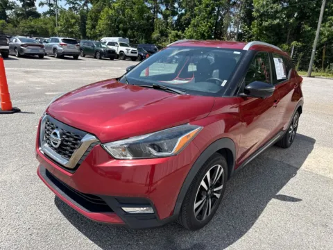 More photos of 2019 Nissan Kicks SR at Automaxx of the Carolinas, SC