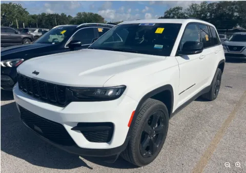 White 2024 Jeep Grand Cherokee Altitude X for sale in Summerville, SC