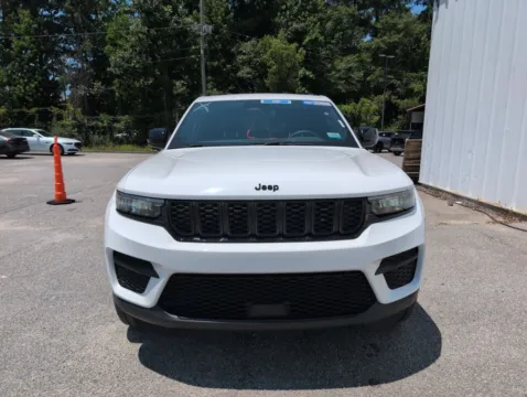 Another view of 2024 Jeep Grand Cherokee Altitude X for sale in Summerville, SC at Automaxx of the Carolinas