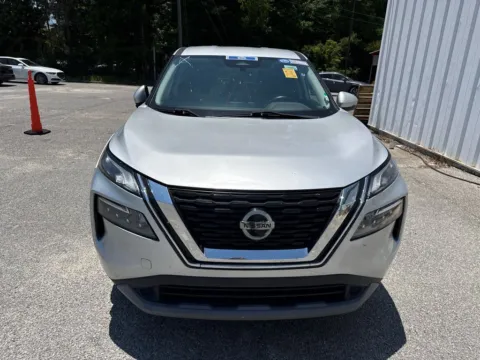 Another view of 2021 Nissan Rogue SV for sale in Summerville, SC at Automaxx of the Carolinas