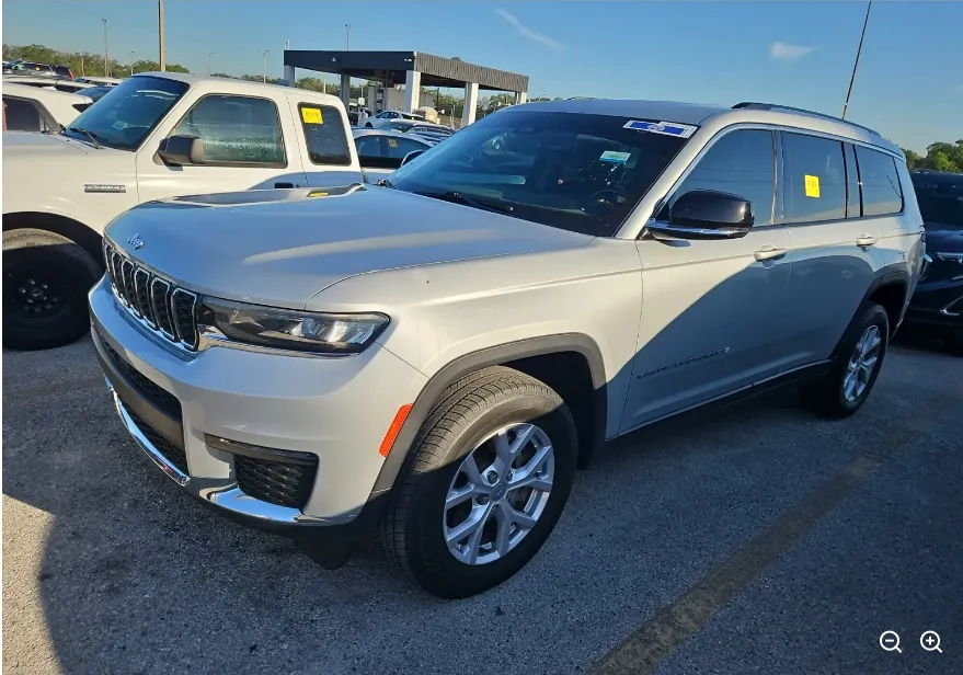 Silver 2021 Jeep Grand Cherokee L Limited for sale in Summerville, SC