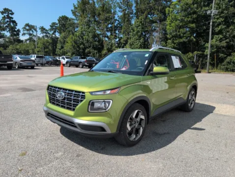 More photos of 2023 Hyundai Venue SEL at Automaxx of the Carolinas, SC