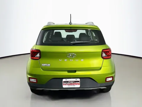 More photos of 2023 Hyundai Venue SEL at Automaxx of the Carolinas, SC