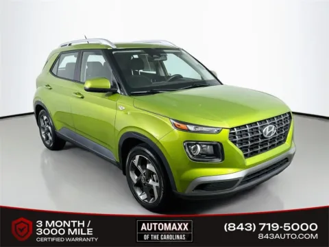 Green 2023 Hyundai Venue SEL for sale in Summerville, SC