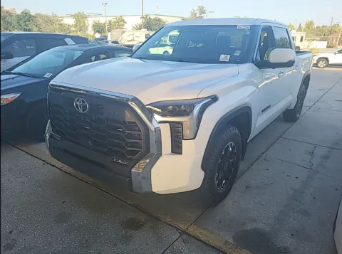 White 2022 Toyota Tundra SR5 for sale in Summerville, SC