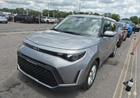 Gray 2023 Kia Soul LX for sale in Summerville, SC