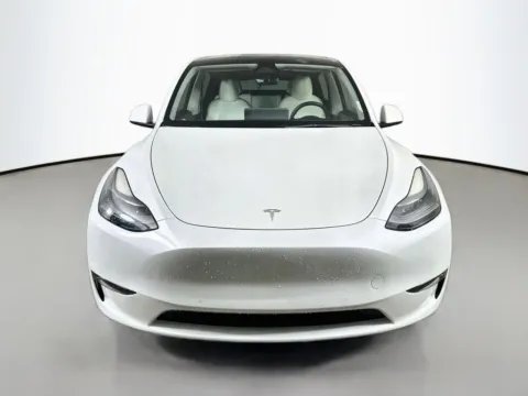Photos of 2022 Tesla Model Y Long Range for sale in Summerville, SC at Automaxx of the Carolinas