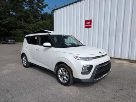 White 2020 Kia Soul S for sale in Summerville, SC
