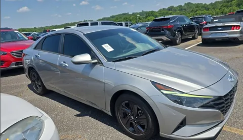 More photos of 2022 Hyundai Elantra SEL at Automaxx of the Carolinas, SC