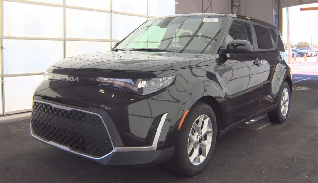 Black 2025 Kia Soul LX for sale in Summerville, SC