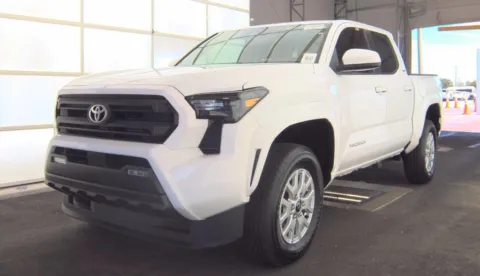 White 2024 Toyota Tacoma SR5 for sale in Summerville, SC