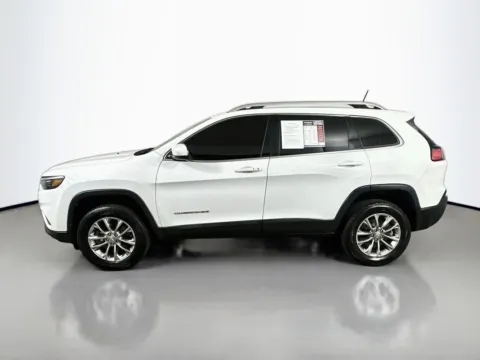 More photos of 2019 Jeep Cherokee Latitude Plus at Automaxx of the Carolinas, SC