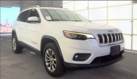 More photos of 2019 Jeep Cherokee Latitude Plus at Automaxx of the Carolinas, SC
