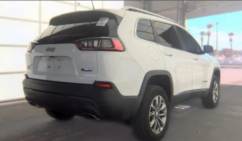 More photos of 2019 Jeep Cherokee Latitude Plus at Automaxx of the Carolinas, SC