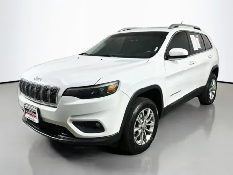 Another view of 2019 Jeep Cherokee Latitude Plus for sale in Summerville, SC at Automaxx of the Carolinas
