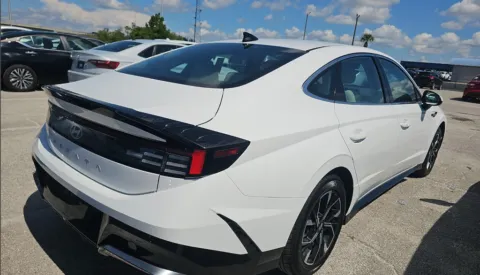 More photos of 2025 Hyundai Sonata SEL at Automaxx of the Carolinas, SC