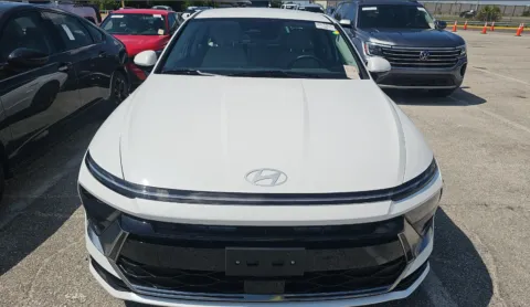 Another view of 2025 Hyundai Sonata SEL for sale in Summerville, SC at Automaxx of the Carolinas