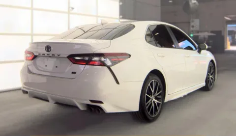 More photos of 2022 Toyota Camry SE at Automaxx of the Carolinas, SC