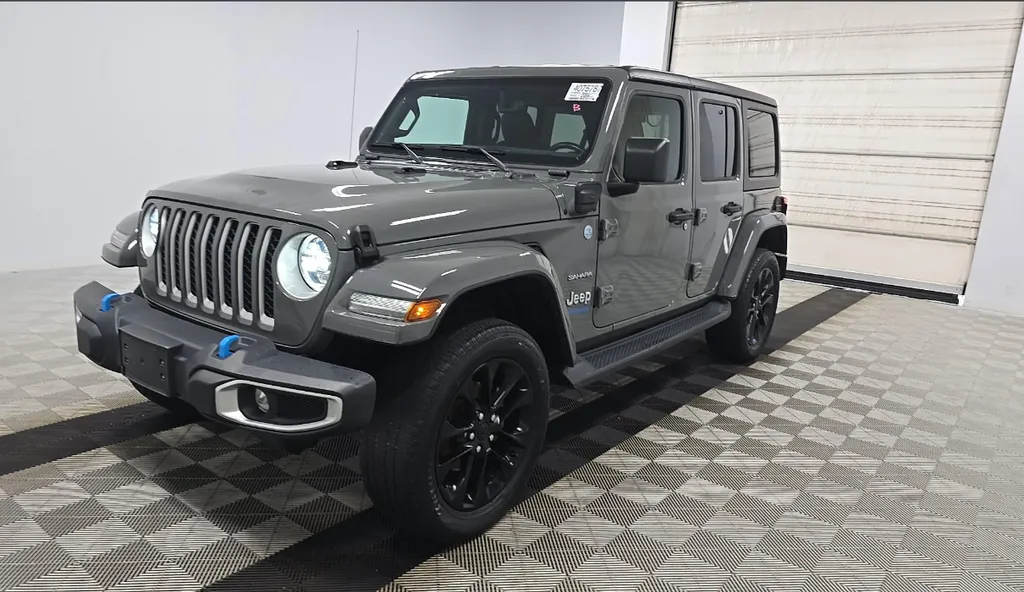 Gray 2022 Jeep Wrangler Unlimited Sahara 4xe for sale in Summerville, SC
