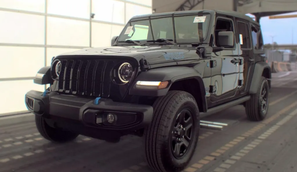Black 2023 Jeep Wrangler Willys 4xe for sale in Summerville, SC