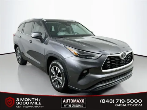 Gray 2023 Toyota Highlander XLE for sale in Summerville, SC