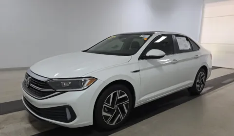 White 2024 Volkswagen Jetta 1.5T SEL for sale in Summerville, SC