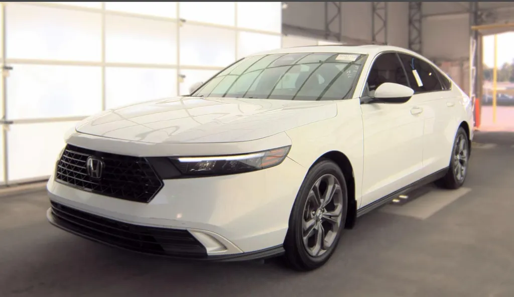 White 2023 Honda Accord EX for sale in Summerville, SC